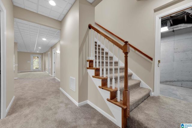 4644 S LAKERIDGE DRIVE, Hoover, AL 35244