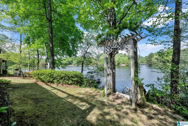 4644 S LAKERIDGE DRIVE, Hoover, AL 35244