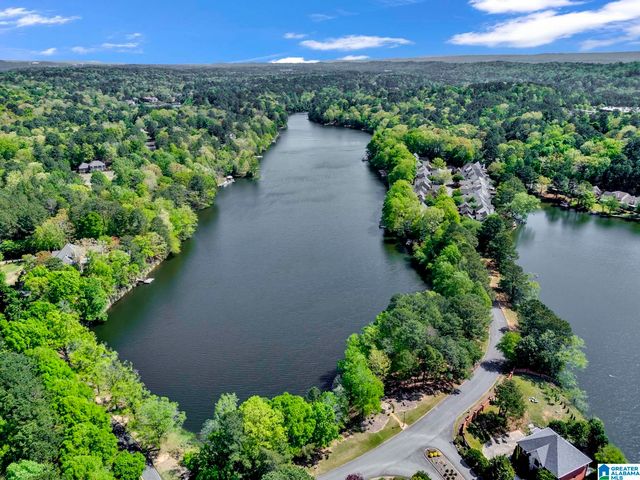 4644 S LAKERIDGE DRIVE, Hoover, AL 35244