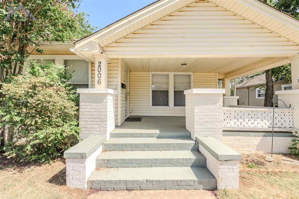 2006 MCGREGOR AVENUE, Wichita Falls, TX 76301