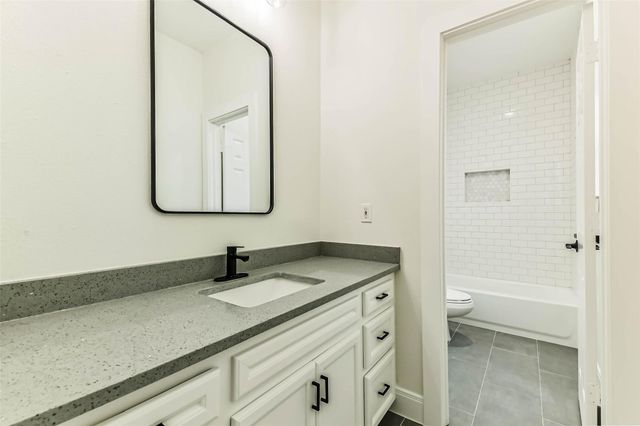 103 Forest Court, Conroe, TX 77356