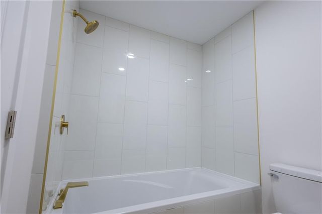 3317 Sacramento Street, St Joseph, MO 64507