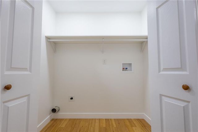 3317 Sacramento Street, St Joseph, MO 64507