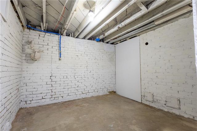 3317 Sacramento Street, St Joseph, MO 64507