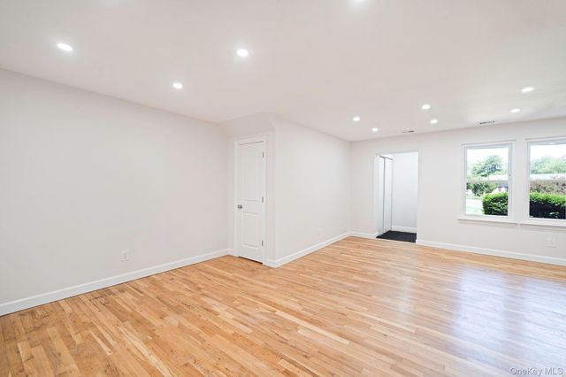 97 Artist Lake Drive, Middle Island, NY 11953