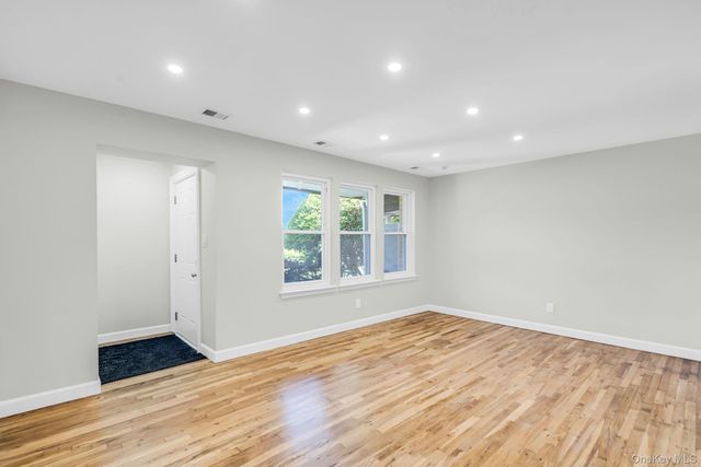 97 Artist Lake Drive, Middle Island, NY 11953
