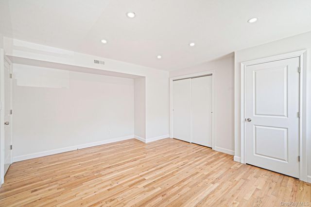 97 Artist Lake Drive, Middle Island, NY 11953