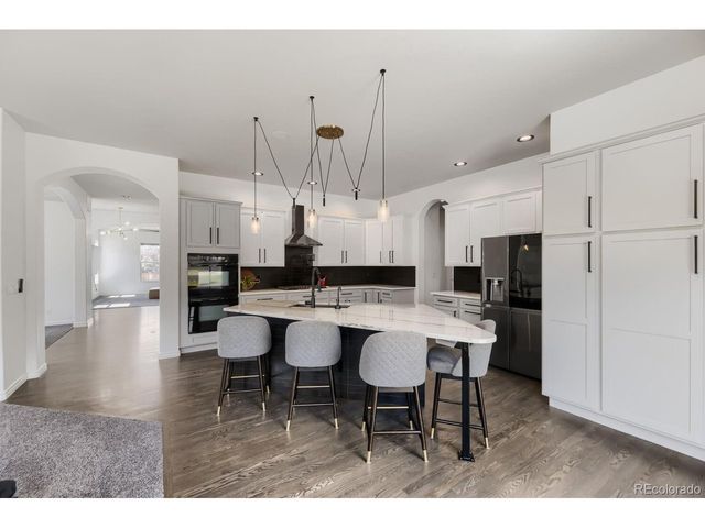 1872 Graphite Ct, Castle Rock, CO 80108