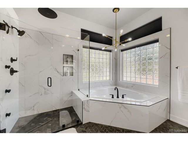 1872 Graphite Ct, Castle Rock, CO 80108