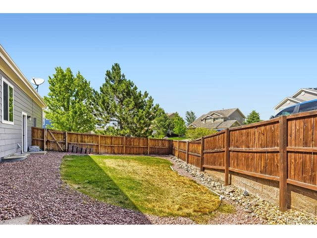 1872 Graphite Ct, Castle Rock, CO 80108