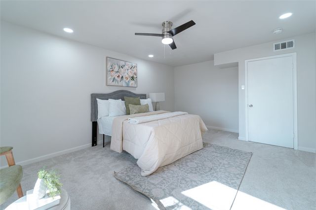10017 Regal Park Lane 205, Dallas, TX 75230