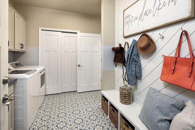 3660 Coral Bell Drive, Shakopee, MN 55379