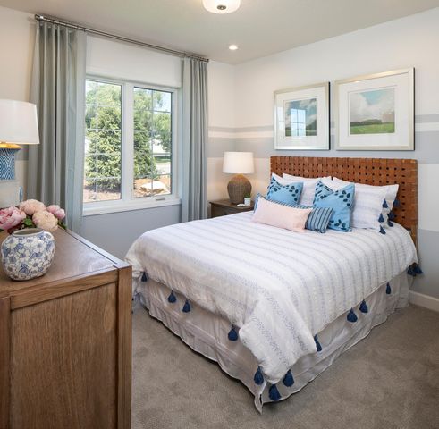 3660 Coral Bell Drive, Shakopee, MN 55379