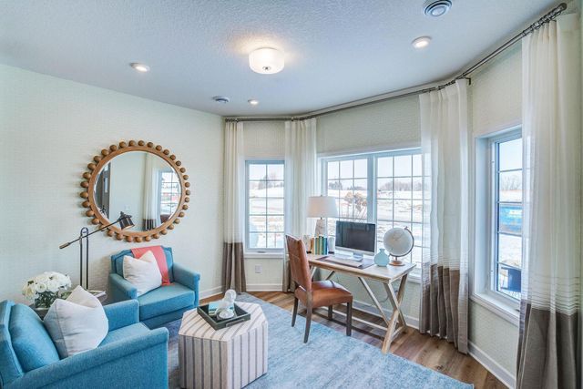 3660 Coral Bell Drive, Shakopee, MN 55379