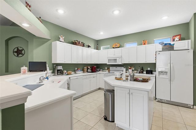 8107 PONKAN ROAD, Land O Lakes, FL 34637