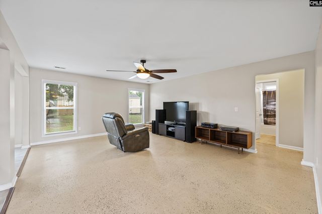 123 Castlefield Drive, Lexington, SC 29073