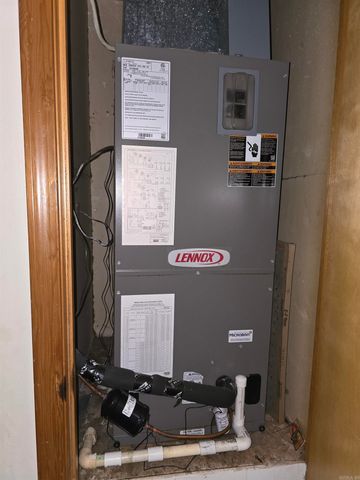 27 Edgehill Cove, Maumelle, AR 72113