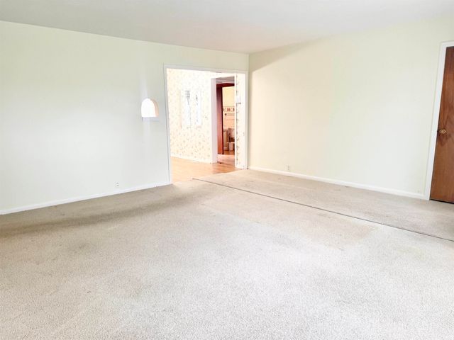 1015 N Audobon Drive, Marion, IN 46952