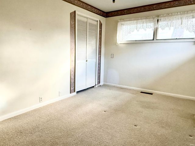 1015 N Audobon Drive, Marion, IN 46952