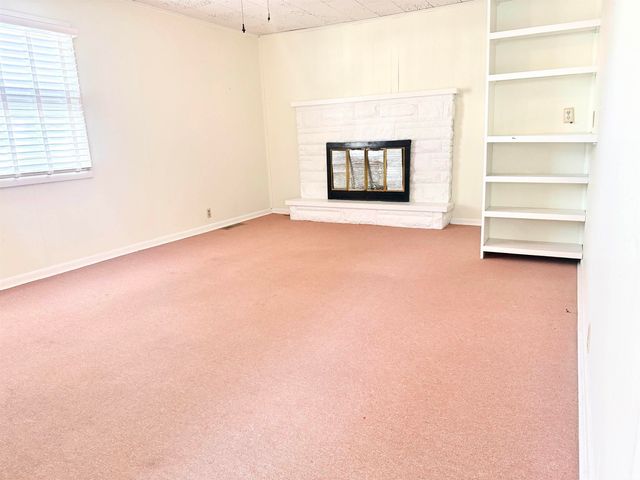 1015 N Audobon Drive, Marion, IN 46952