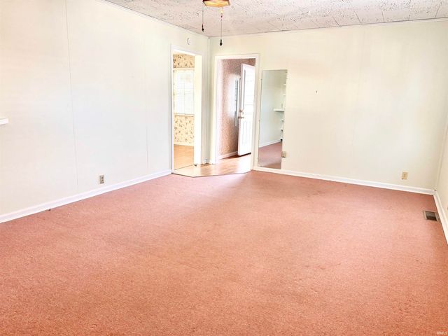 1015 N Audobon Drive, Marion, IN 46952