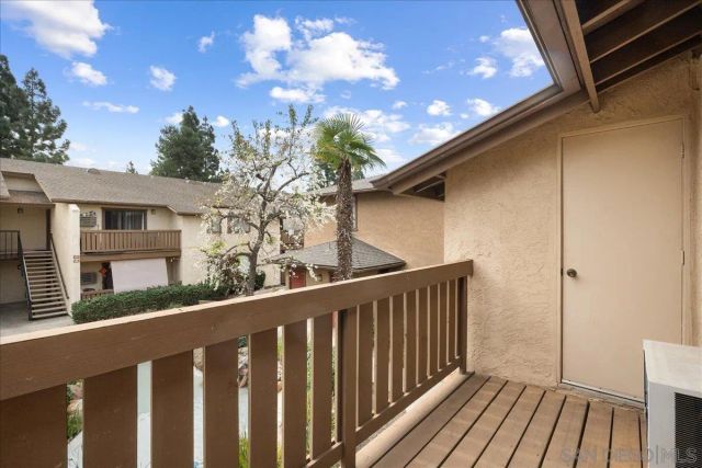 10296 Black Mountain Rd 220, San Diego, CA 92126