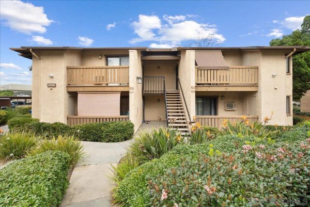 10296 Black Mountain Rd 220, San Diego, CA 92126