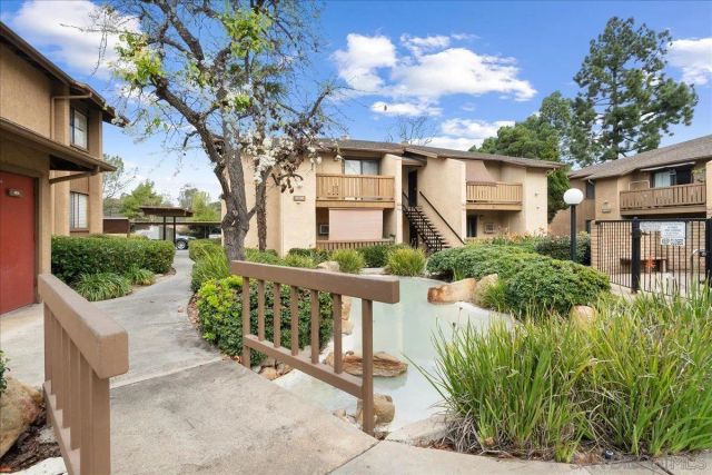 10296 Black Mountain Rd 220, San Diego, CA 92126