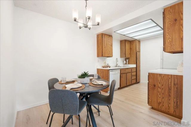 10296 Black Mountain Rd 220, San Diego, CA 92126