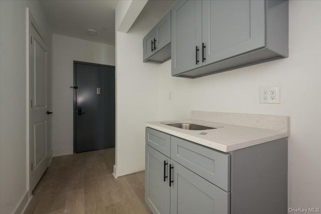 936 College Avenue, Bronx, NY 10456