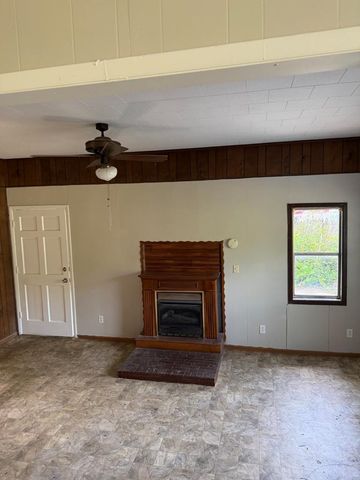 4896 N Old Federal Road N, Chatsworth, GA 30705