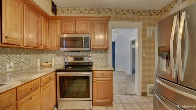 1644 Mason Street, Flint, MI 48503