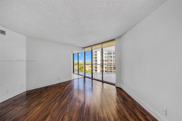 3610 Yacht Club Drive 1016, Aventura, FL 33180