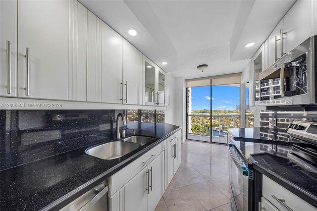 3610 Yacht Club Drive 1016, Aventura, FL 33180