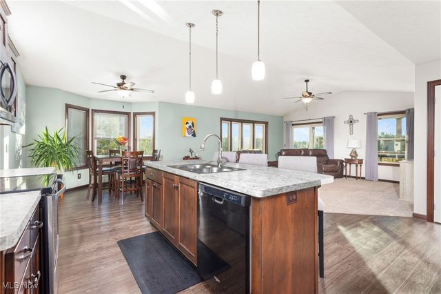 7680 Vandemark Road, Lodi, OH 44254