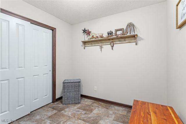 7680 Vandemark Road, Lodi, OH 44254