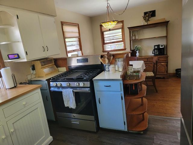 422 W Dunn Street, Monett, MO 65708