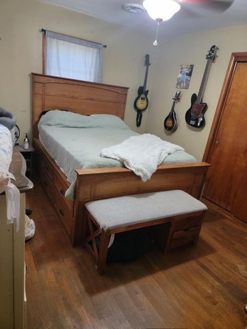 422 W Dunn Street, Monett, MO 65708