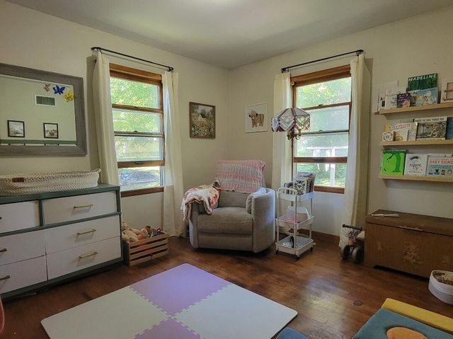 422 W Dunn Street, Monett, MO 65708