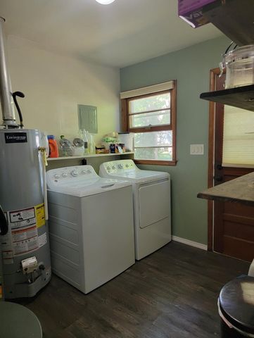 422 W Dunn Street, Monett, MO 65708