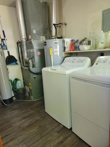 422 W Dunn Street, Monett, MO 65708