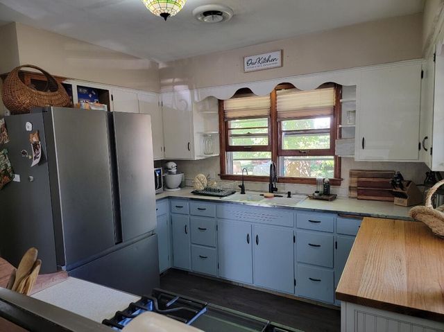 422 W Dunn Street, Monett, MO 65708