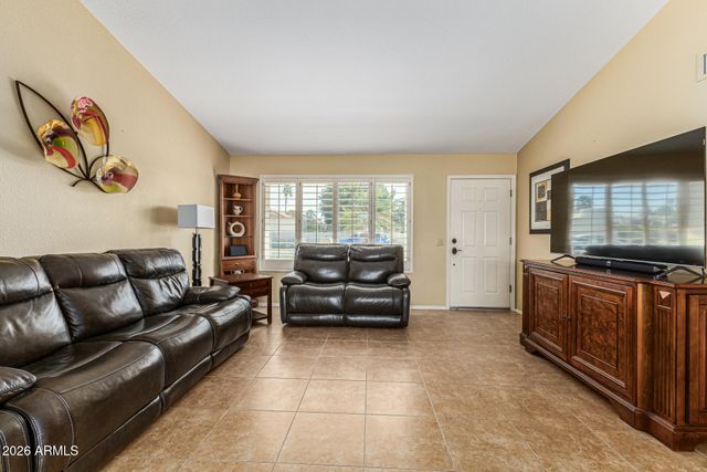 26606 S HOWARD Drive, Sun Lakes, AZ 85248