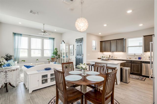 121 Harborside DR 102, San Marcos, TX 78666