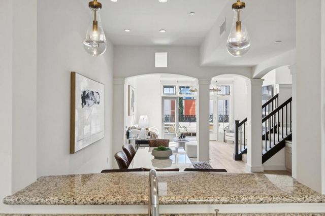 356 Santana Row 320, San Jose, CA 95128