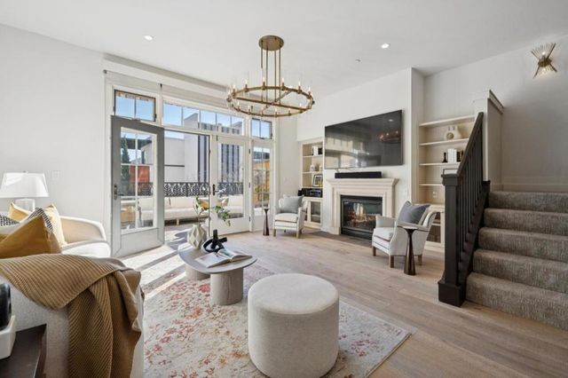 356 Santana Row 320, San Jose, CA 95128