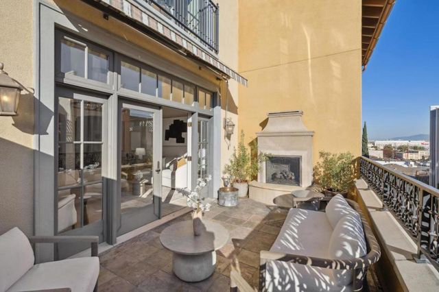 356 Santana Row 320, San Jose, CA 95128