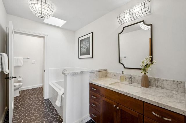 356 Santana Row 320, San Jose, CA 95128