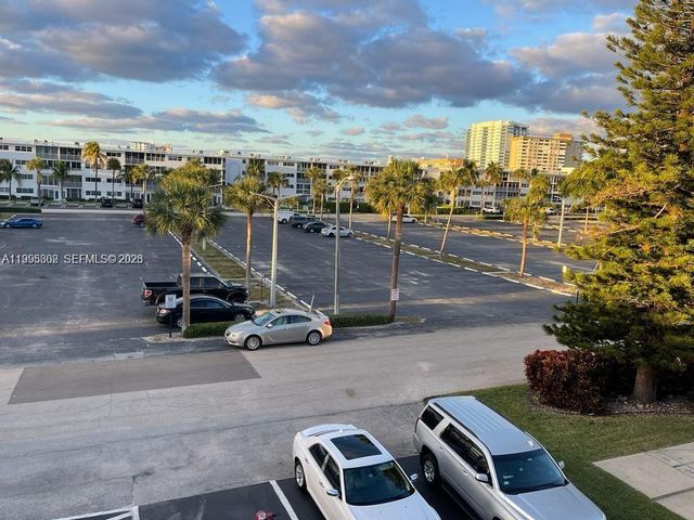 3200 NE 7th Court 306C, Pompano Beach, FL 33062