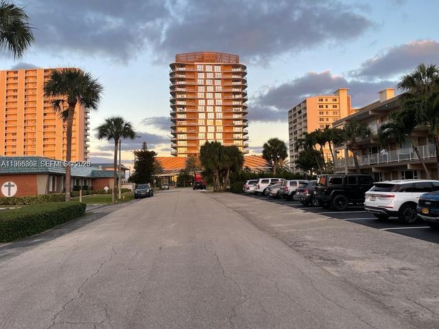 3200 NE 7th Court 306C, Pompano Beach, FL 33062